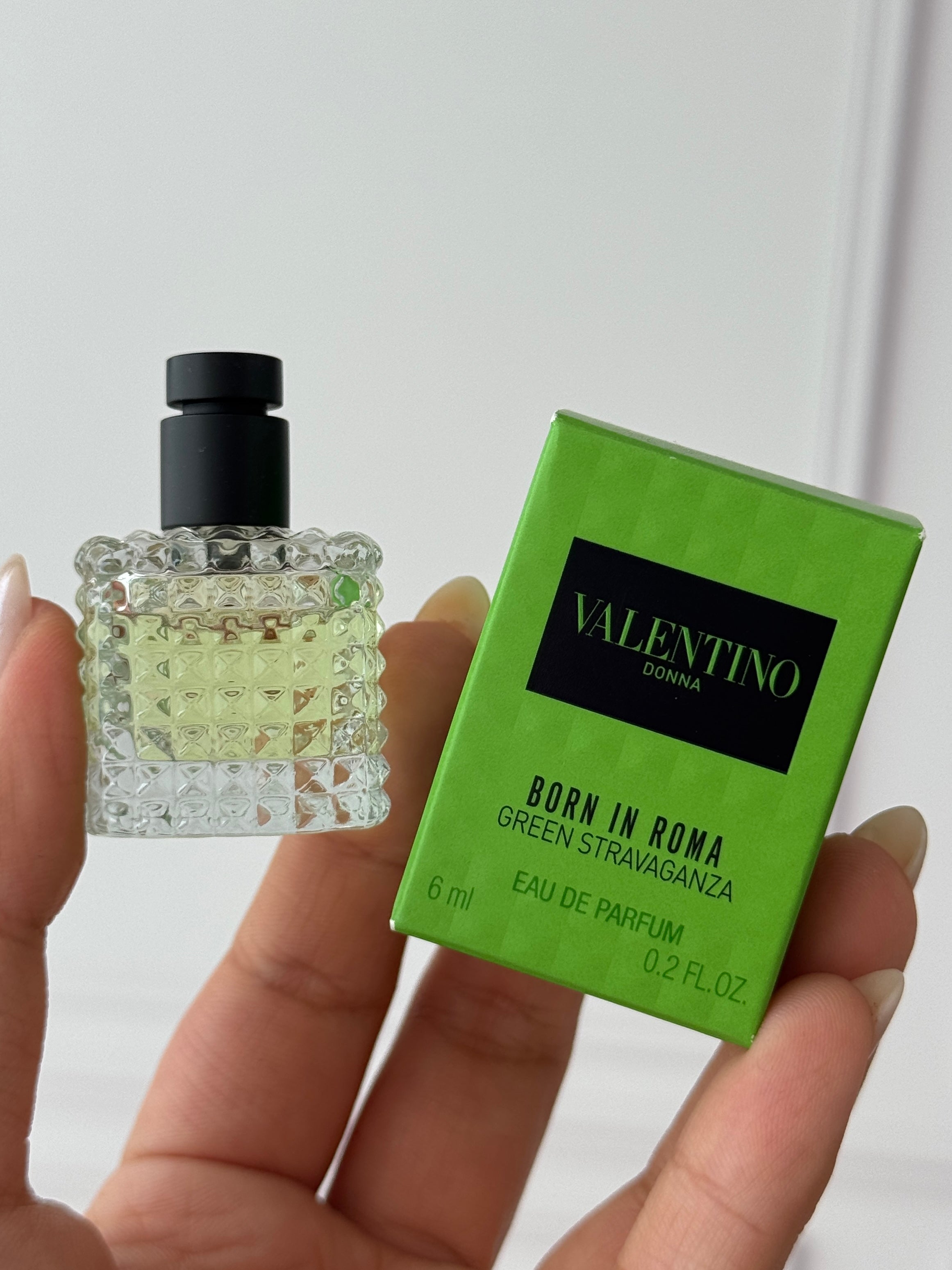 Mini Donna Born in Roma Green Stravaganza (6 ml)