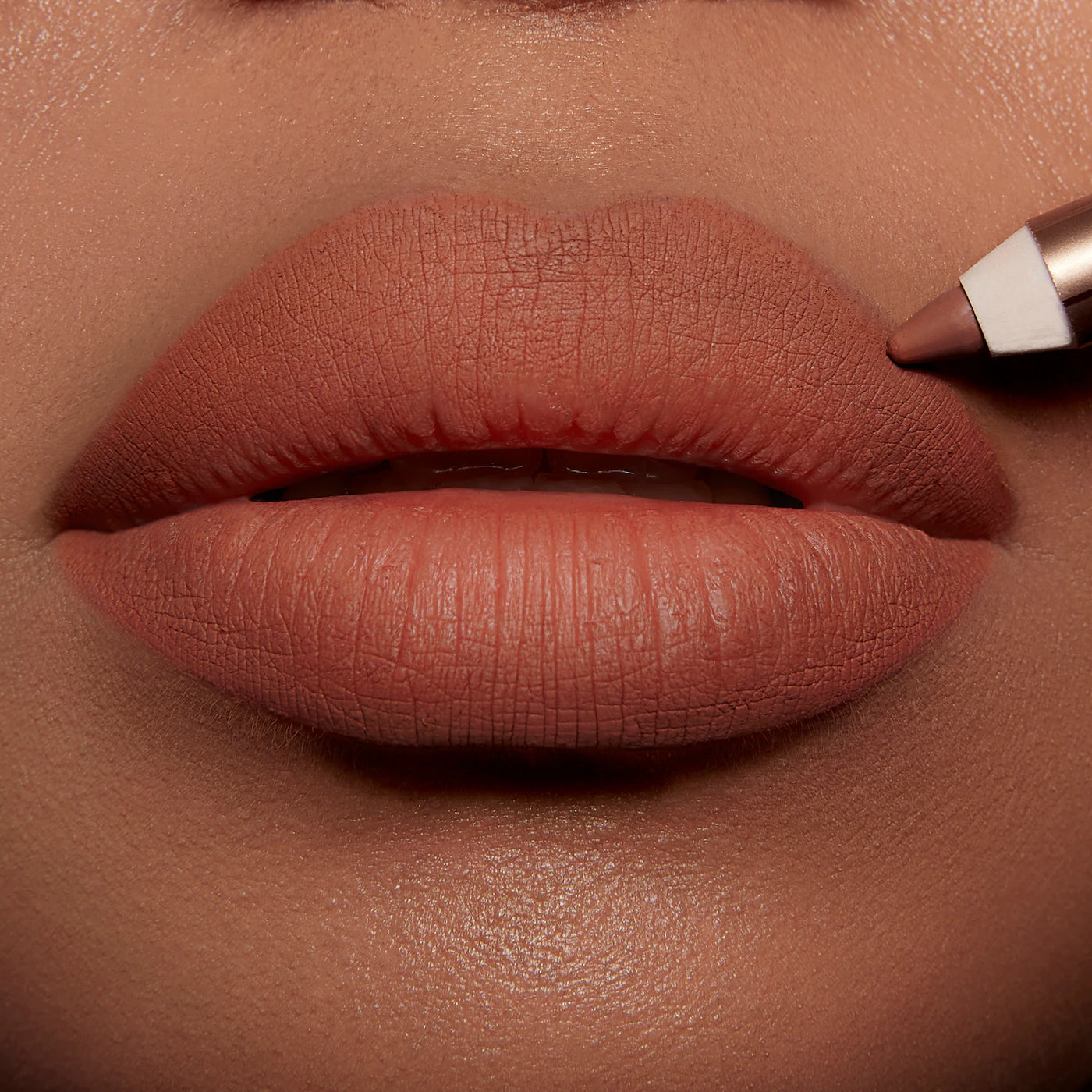 Lip Cheat Lip Liner